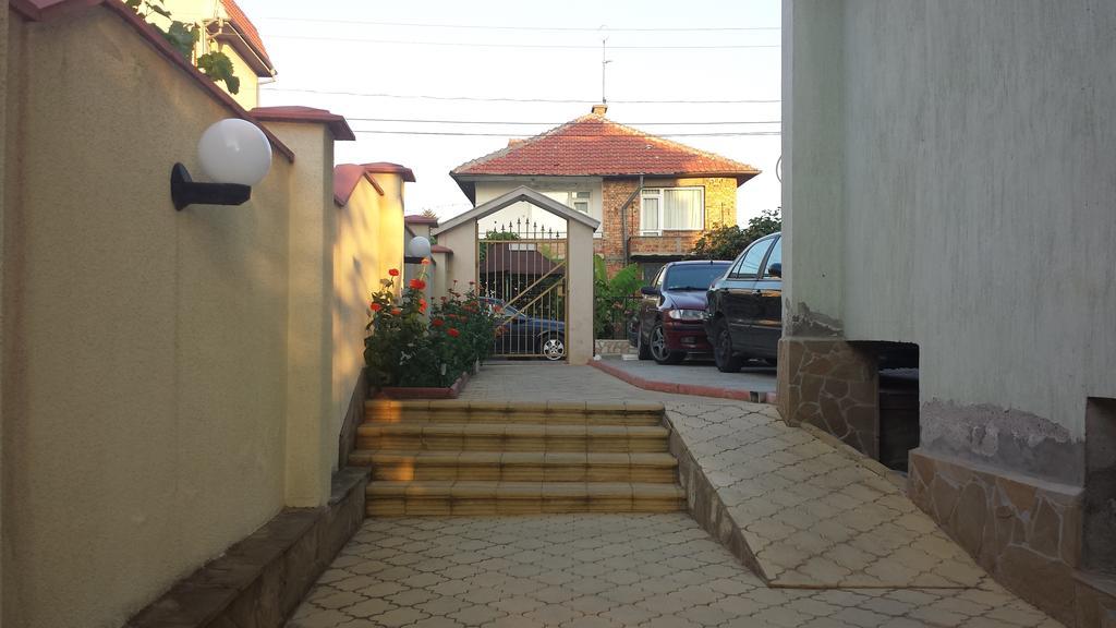 Guest House Markovi Ravda Exterior foto